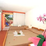 Marina 2 Hotel