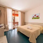 Hotel Marina 2